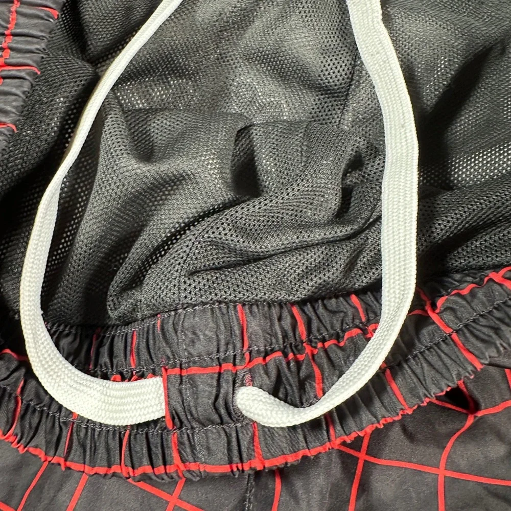 Nike Mens XXL(L) Volley Swim Athletic Shorts Black Red Grid Mesh Drawstring